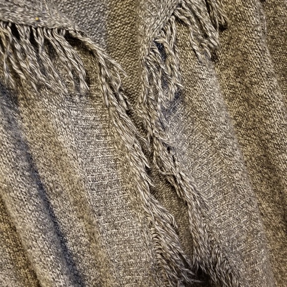 CAROLYN TAYLOR gray Cardigan Sweater - Picture 4 of 4